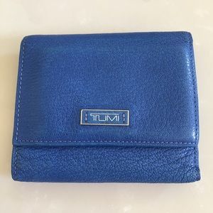 Tumi trifold wallet
